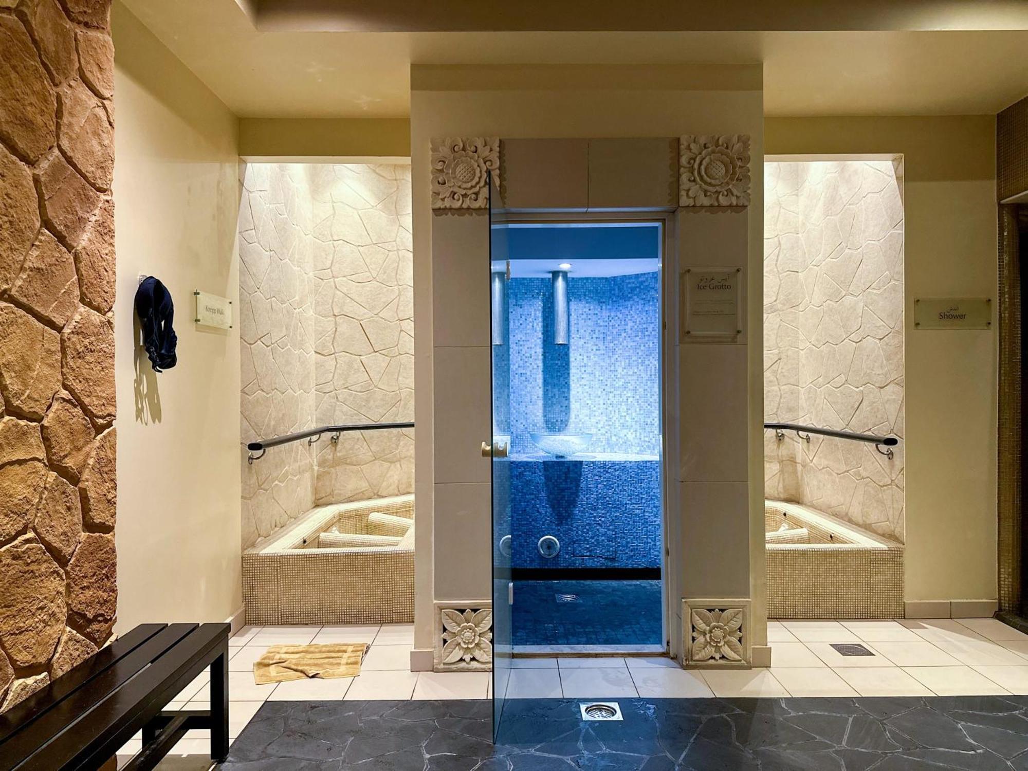 Relaxing 1 Bedroom Apartment At 5 Star Resort Dubaj Kültér fotó