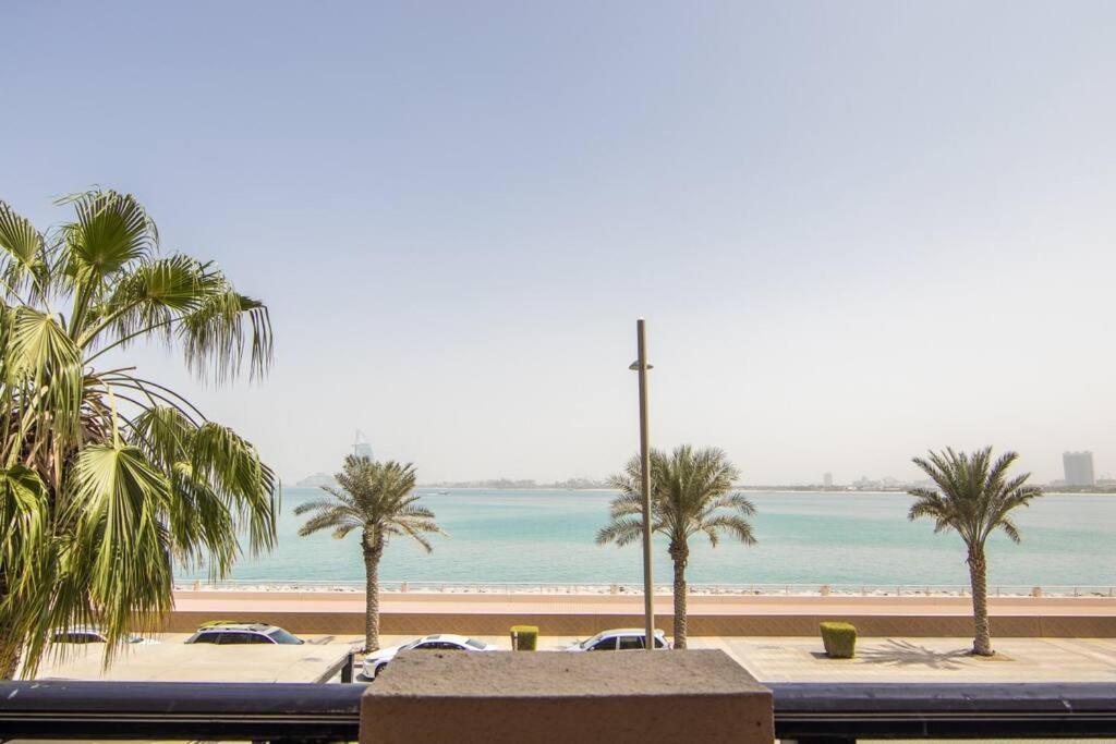 Relaxing 1 Bedroom Apartment At 5 Star Resort Dubaj Kültér fotó